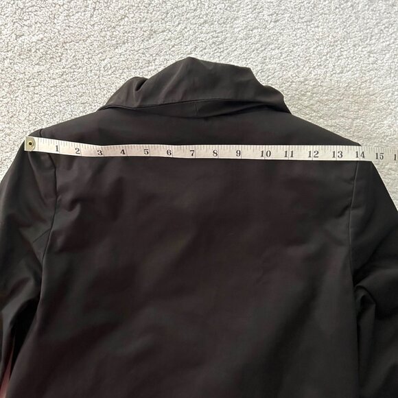 H&M cropped black blazer w ruffle collar and covered buttons - Picture 14 of 15